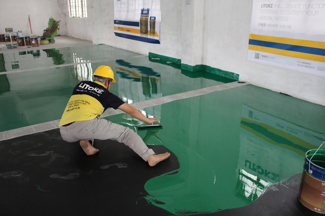 力特克環(huán)氧樹(shù)脂防靜電面涂地坪漆 力特克環(huán)氧樹(shù)脂防靜電面涂地坪漆