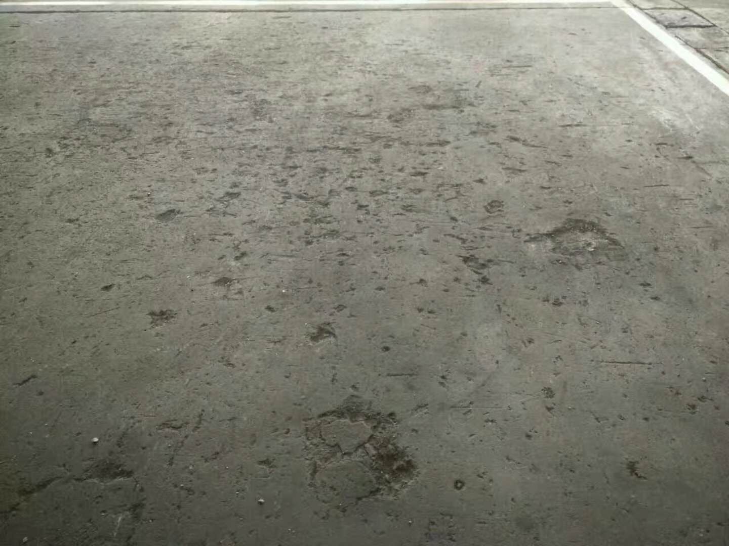 混凝土密封固化劑翻新前